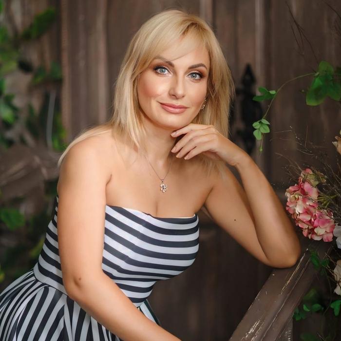 Vlada, 49 yrs.old from Kharkiv, Ukraine