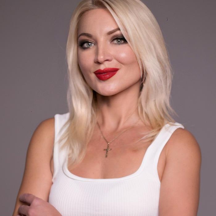 Inna, 49 yrs.old from Chernivtsi, Ukraine