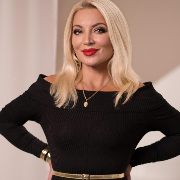 Inna, 49 yrs.old from Chernivtsi, Ukraine