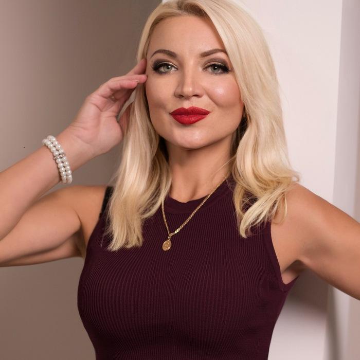 Inna, 49 yrs.old from Chernivtsi, Ukraine
