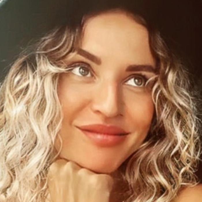 Julia, 35 yrs.old from Eastern Europe