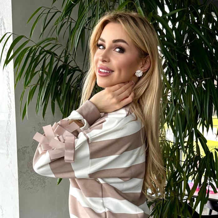 Elena, 21 yrs.old from Kharkov, Ukraine
