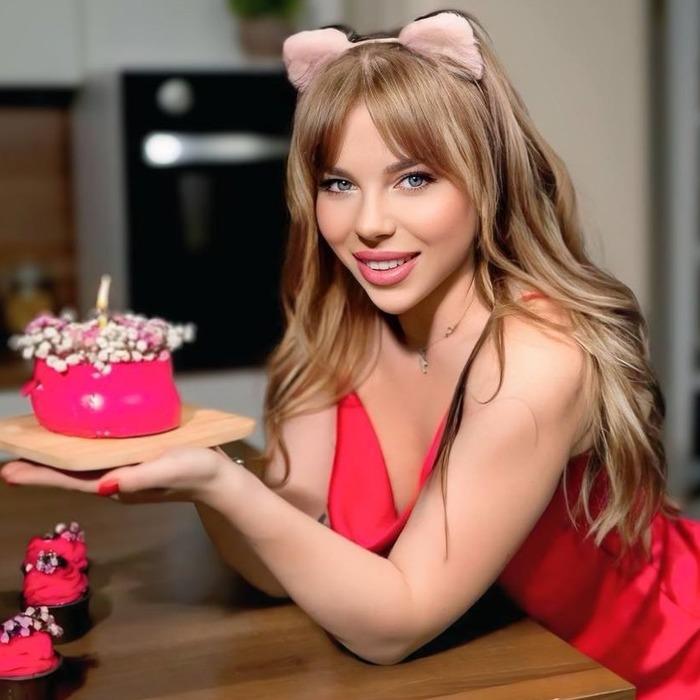 Liana, 26 yrs.old from Rovno, Ukraine