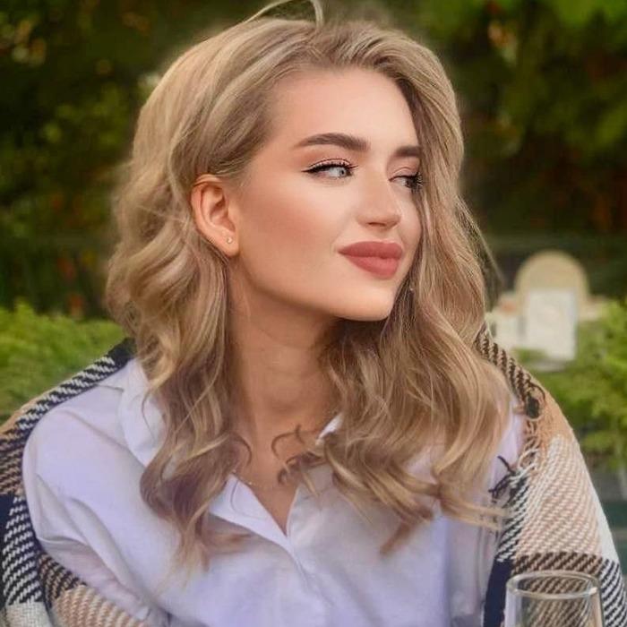 Yana, 22 yrs.old from Kyiv, Ukraine