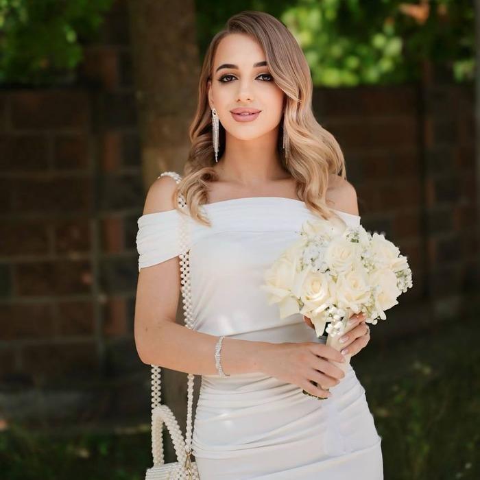 Julia, 26 yrs.old from Lviv, Ukraine