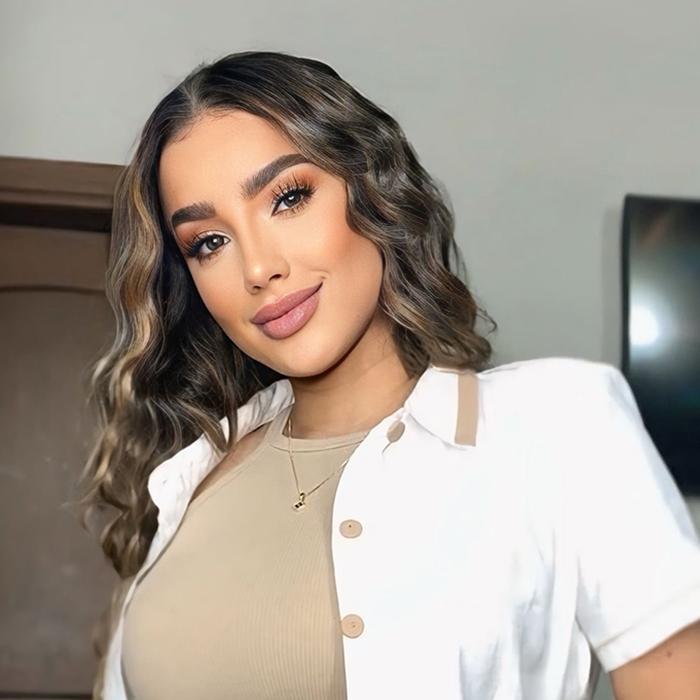 Juliana, 25 yrs.old from Medellin, Colombia