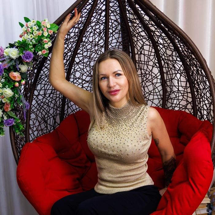 Oksana, 47 yrs.old from Khmelnytskyi, Ukraine