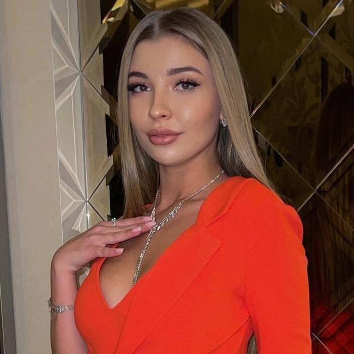 Sashka, 22 yrs.old from Mukachevo, Ukraine