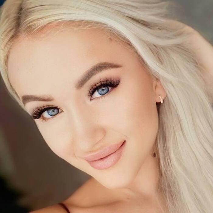 Victoria, 30 yrs.old from Miami, United States