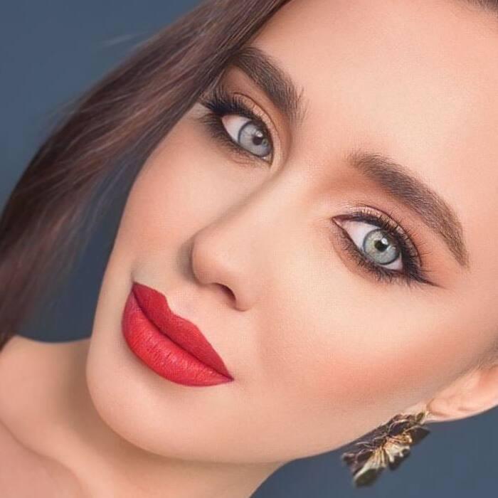 Adelina, 22 yrs.old from Texas, United States