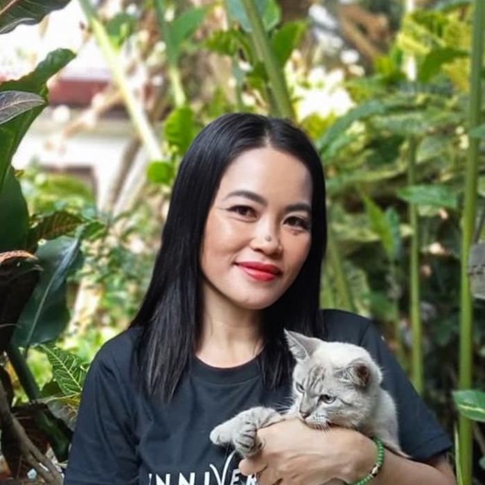 Buco, 46 yrs.old from Palayan City, Philippines