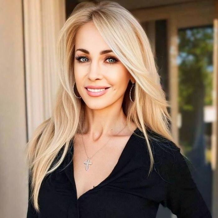 Ilona, 49 yrs.old from Odessa, Ukraine