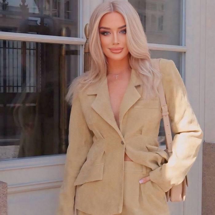 Anna , 37 yrs.old from Hamburg, Germany