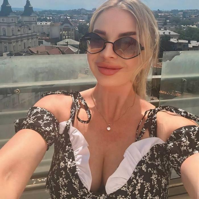 Vladyslava, 43 yrs.old from Zaporozhzhia, Ukraine