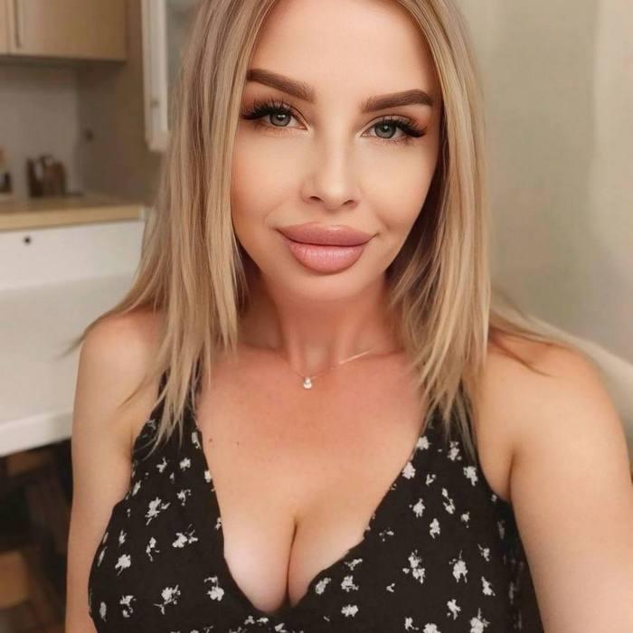 Vladyslava, 43 yrs.old from Zaporozhzhia, Ukraine