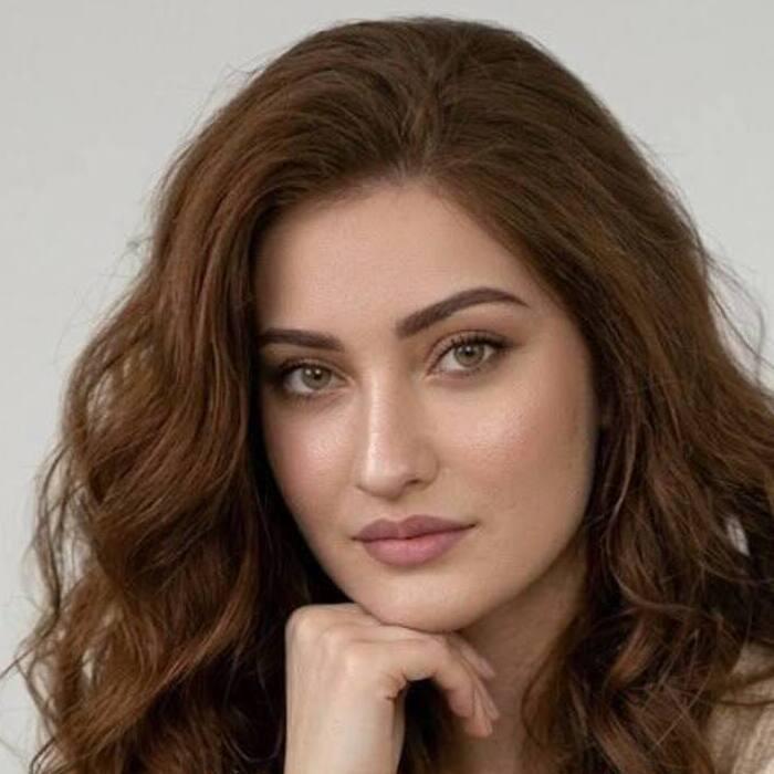 Alina, 29 yrs.old from Eastern Europe