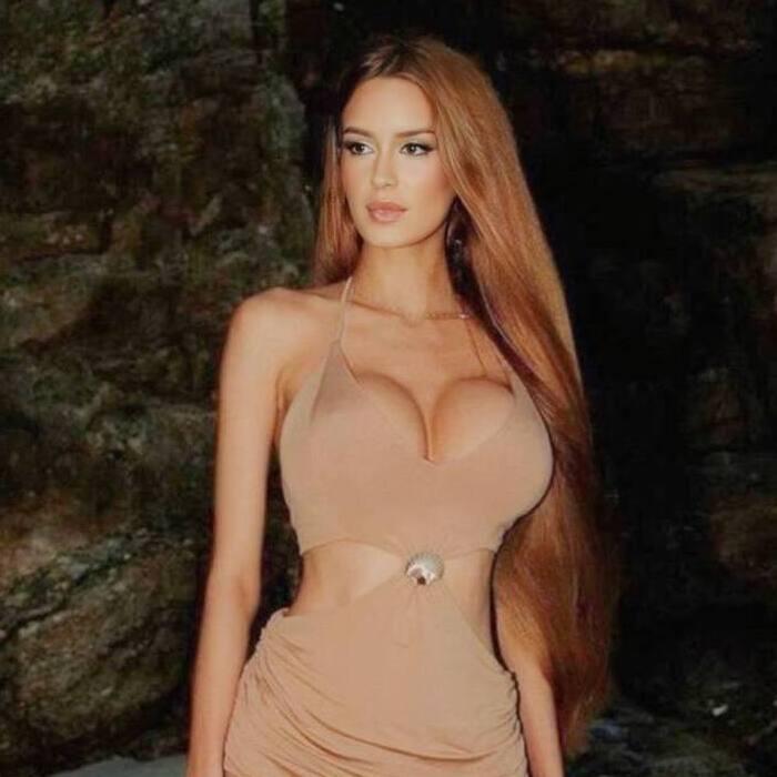 Isabella, 26 yrs.old from Balneário Camboriú, Brazil