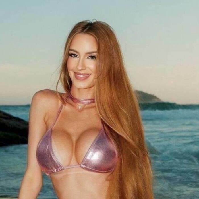 Isabella, 26 yrs.old from Balneário Camboriú, Brazil