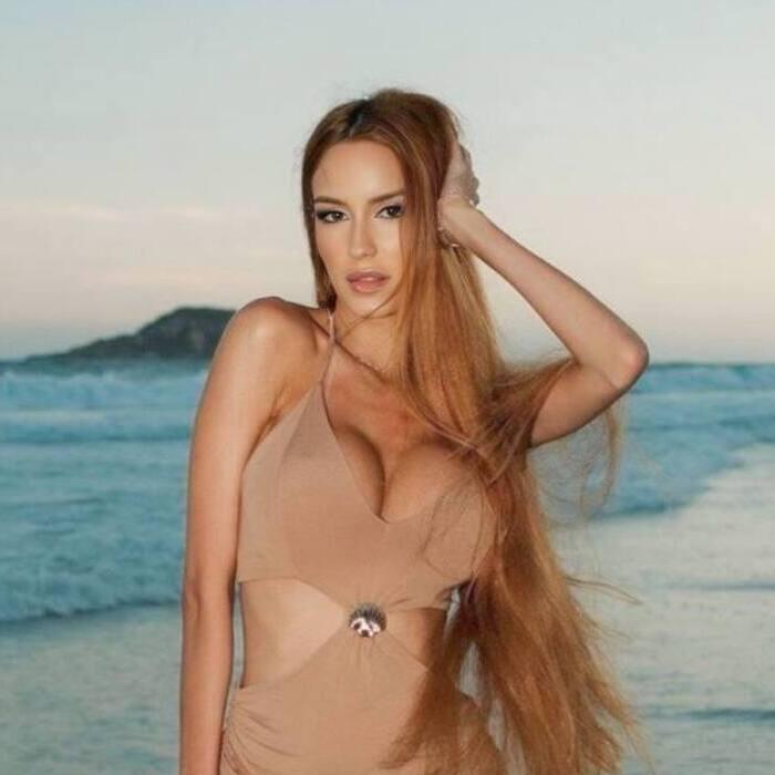 Isabella, 26 yrs.old from Balneário Camboriú, Brazil