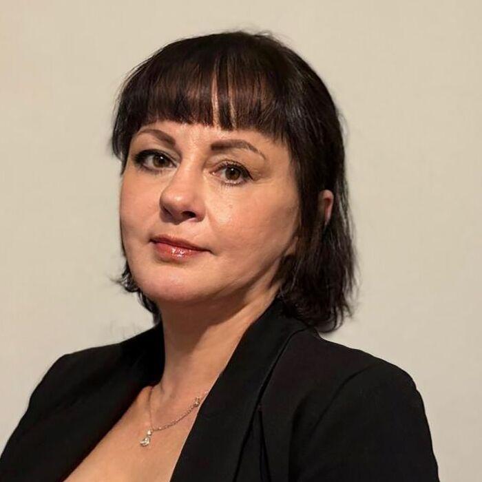 Larisa, 49 yrs.old from Losheim am See, Germany