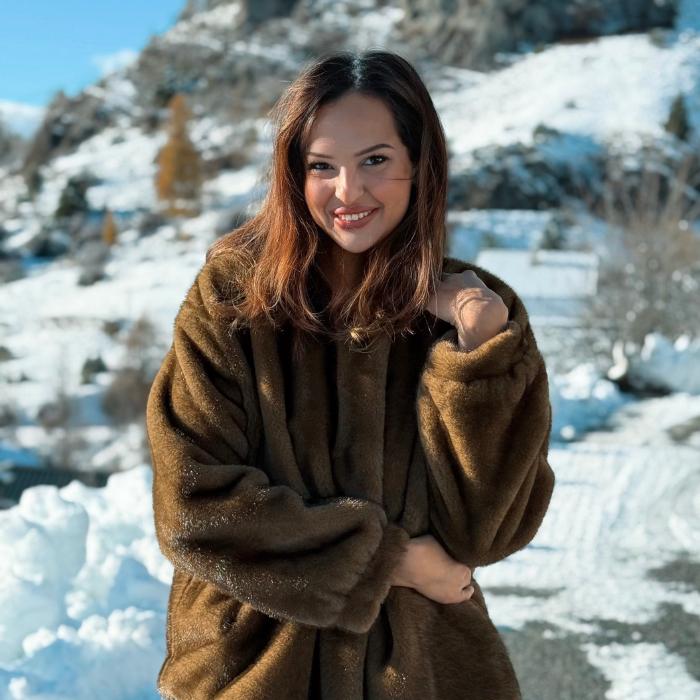 Elena, 27 yrs.old from Gap, France