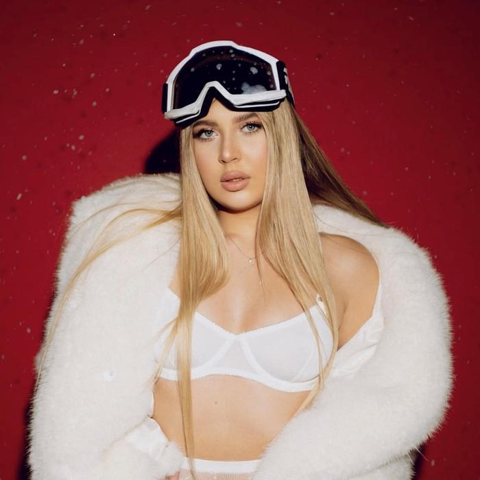 Elina, 18 yrs.old from Kirovograd, Ukraine