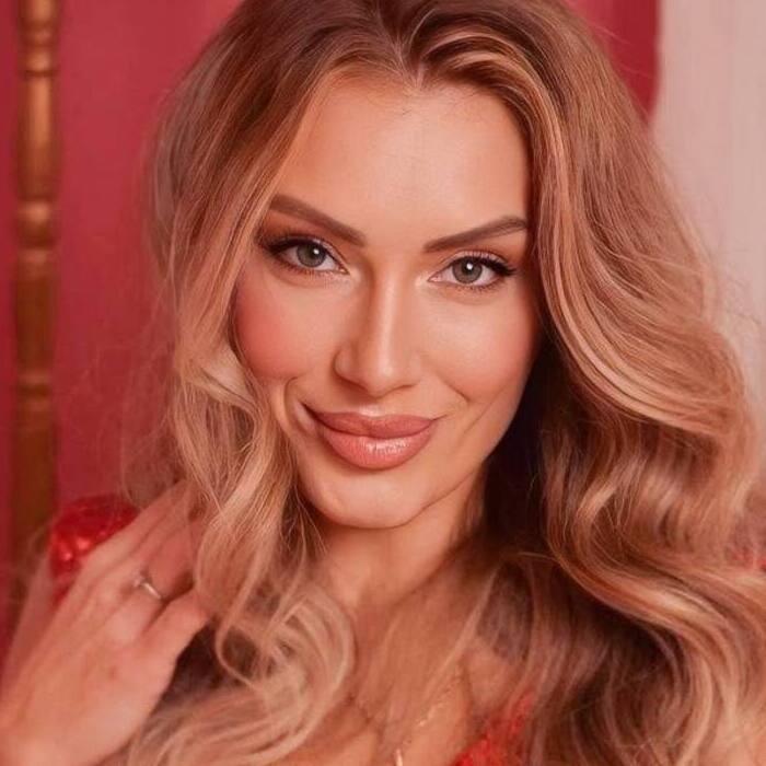 Olena, 46 yrs.old from Odessa, Ukraine