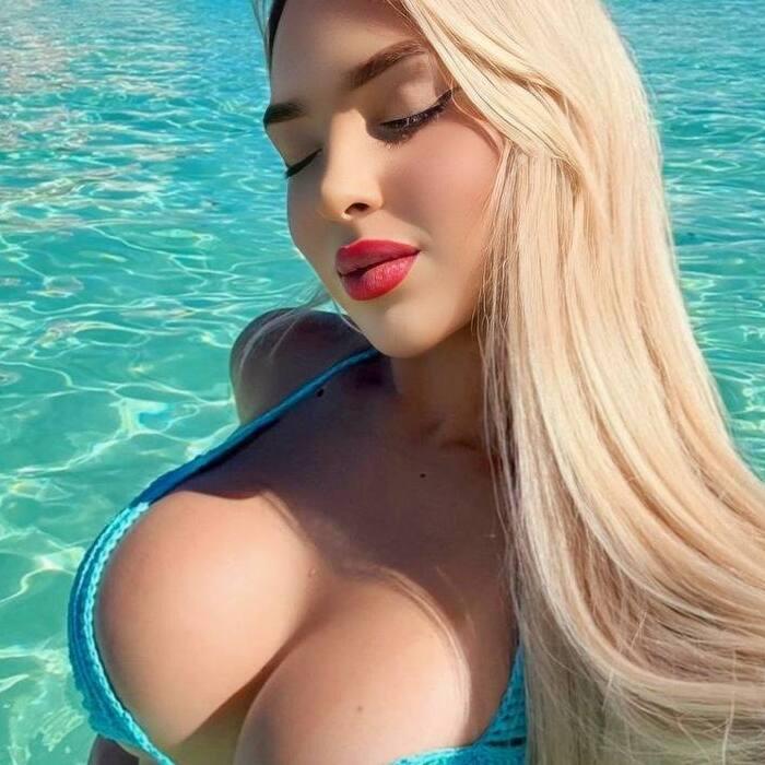 Caroline, 22 yrs.old from Sao Paulo, Brazil