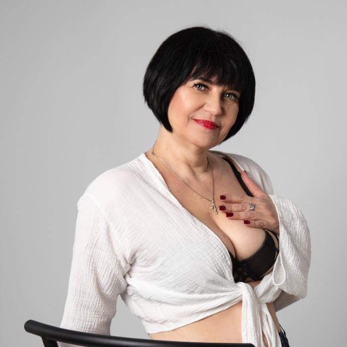 Elena, 58 yrs.old from Odessa, Ukraine