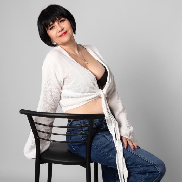 Elena, 58 yrs.old from Odessa, Ukraine