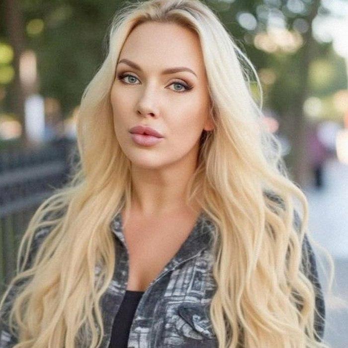 Natalia, 39 yrs.old from Lysander, Italy