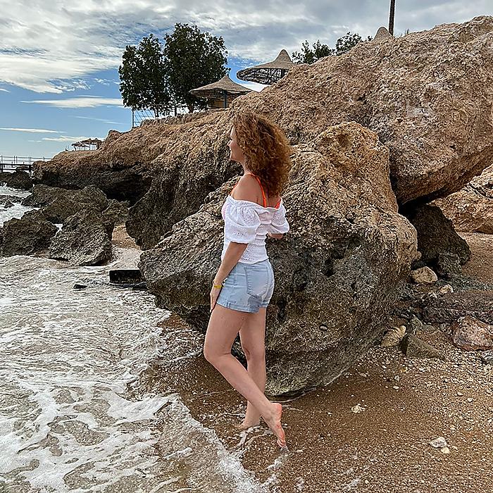 Elena, 53 yrs.old from Eastern Europe