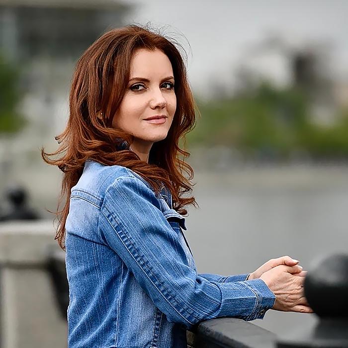 Elena, 53 yrs.old from Eastern Europe